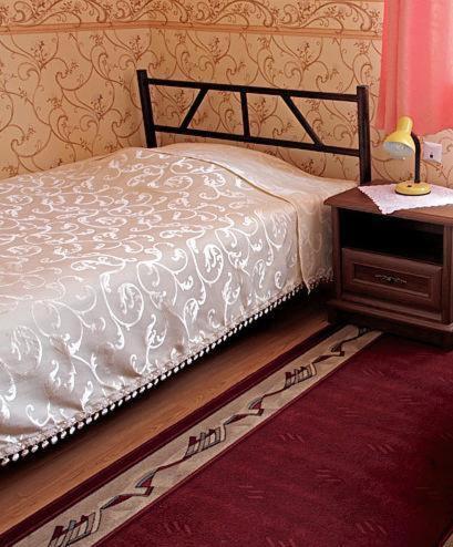 Hotel Mily Krosno Extérieur photo
